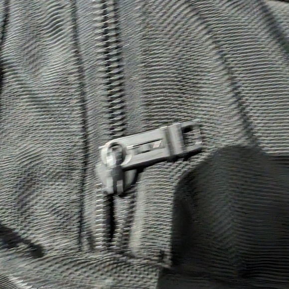 TUMI Alpha Expandable Black Monogram Briefcase/Laptop Bag W/ Aftermarket Strap! - Picture 9 of 12